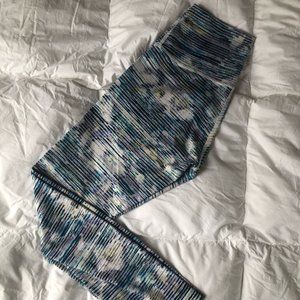 Lululemon High Times Legging Blurry Belle Size 6